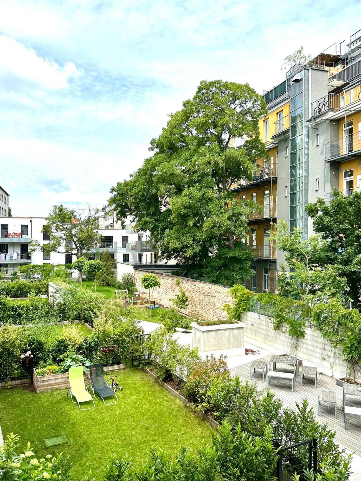 Vienna Sunny Side Up Apartments エクステリア 写真