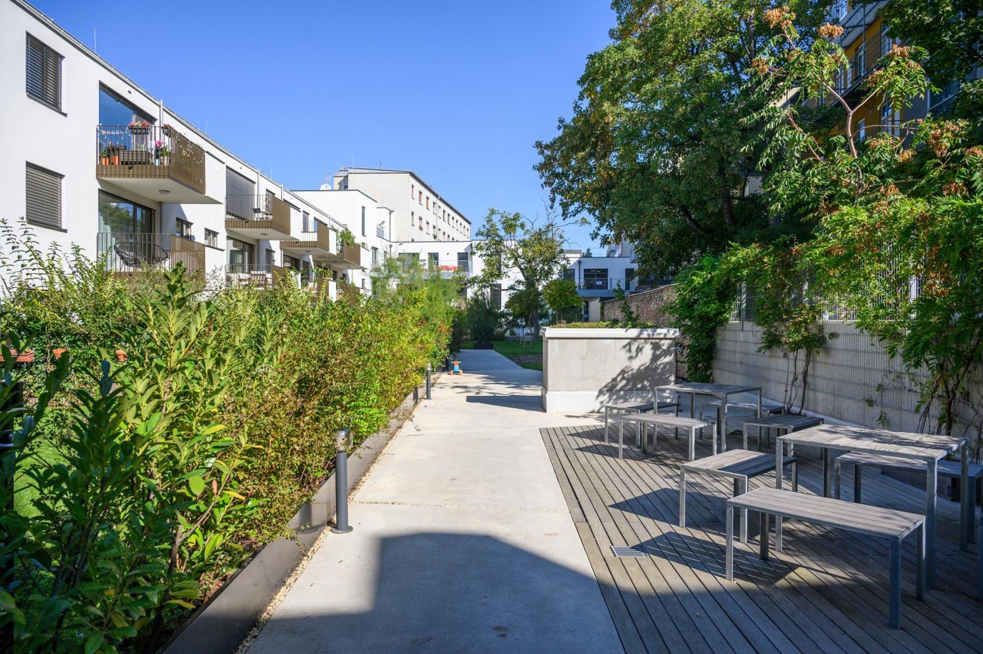 Vienna Sunny Side Up Apartments エクステリア 写真